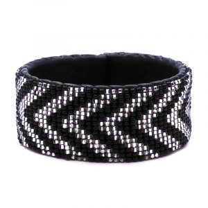 Handmade Czech glass seed bead black leather cuff bracelet with chevron arrow pattern design in black and white silver color combination.