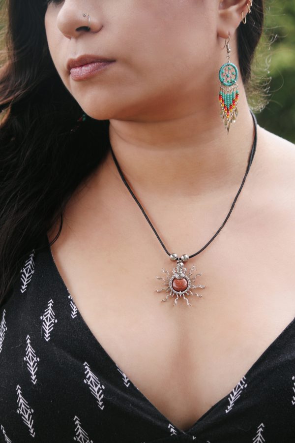 Mia Jewel Shop: Wire Wrapped Sun Stone Necklace